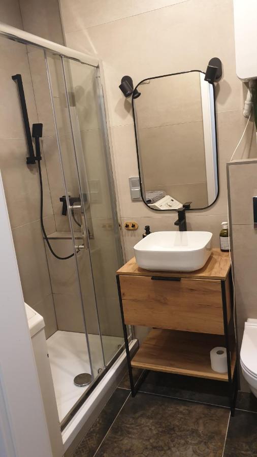 Apartament Wysoka Brama 1/4 グリフィツェ エクステリア 写真