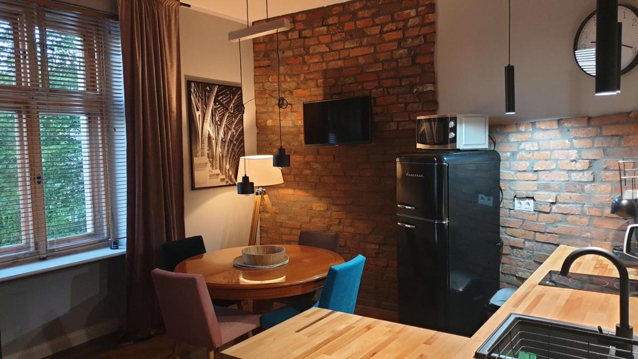 Apartament Wysoka Brama 1/4 グリフィツェ エクステリア 写真