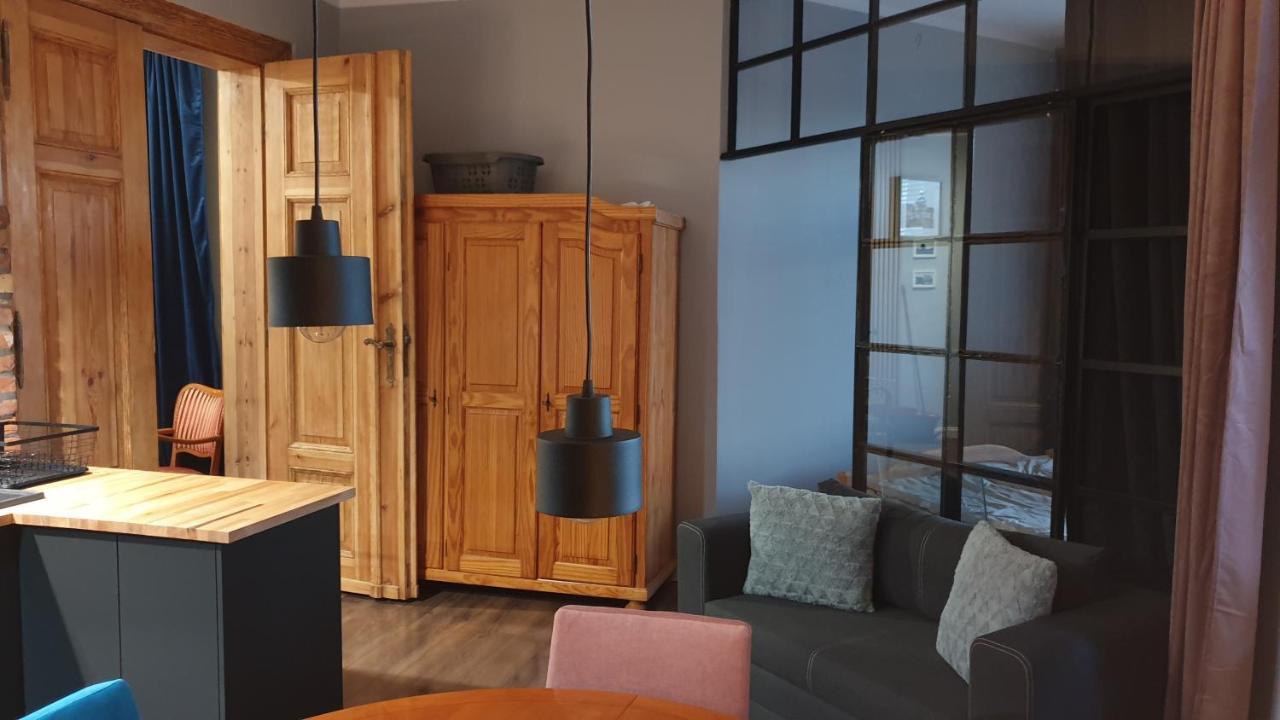 Apartament Wysoka Brama 1/4 グリフィツェ エクステリア 写真